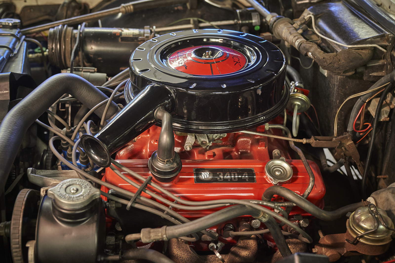 Buick Le Sabre 400 Köln bei Nacht